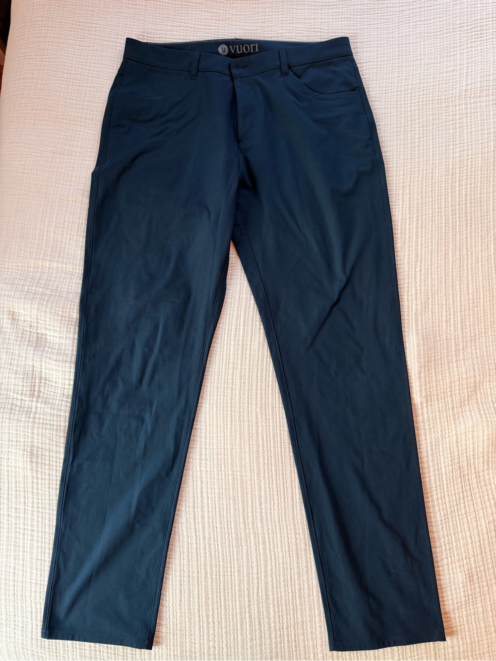 Vuori Navy Performance Chinos 36x32